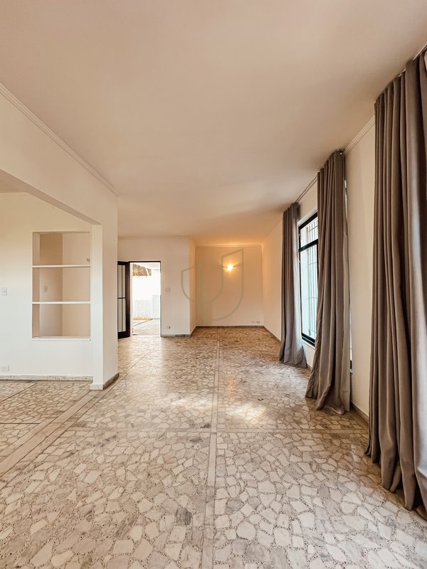Casa Térrea de 465 m² no Jardim Esplanada Rua Barão de Mauá São José dos Campos - 