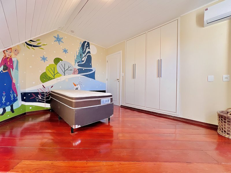 CASA ESTILO EUROPÉIA, MISTURA DE LUXO E CHARME EM MEIO À NATUREZA Alameda das Corujas Araçoiaba da Serra - 