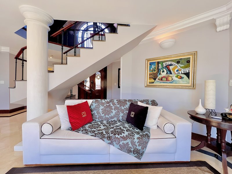CASA ESTILO EUROPÉIA, MISTURA DE LUXO E CHARME EM MEIO À NATUREZA Alameda das Corujas Araçoiaba da Serra - 