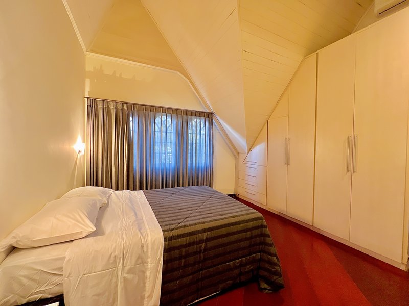 CASA ESTILO EUROPÉIA, MISTURA DE LUXO E CHARME EM MEIO À NATUREZA Alameda das Corujas Araçoiaba da Serra - 