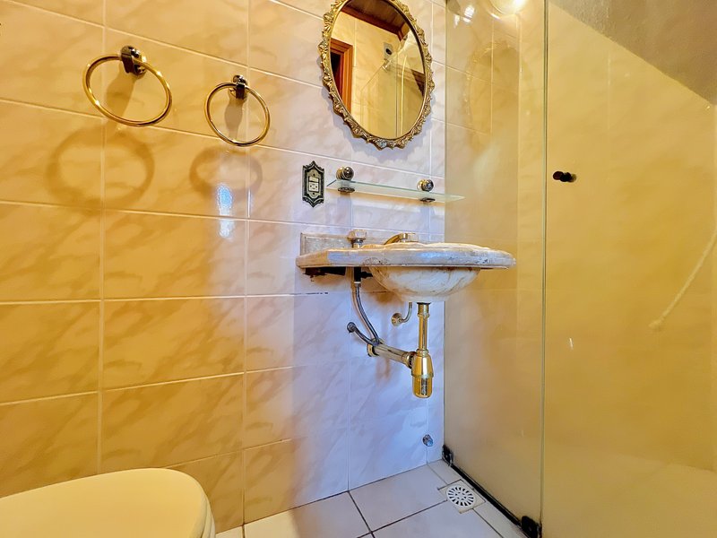 CASA ESTILO EUROPÉIA, MISTURA DE LUXO E CHARME EM MEIO À NATUREZA Alameda das Corujas Araçoiaba da Serra - 