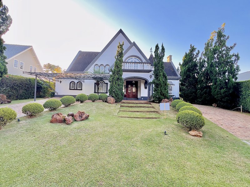 CASA ESTILO EUROPÉIA, MISTURA DE LUXO E CHARME EM MEIO À NATUREZA Alameda das Corujas Araçoiaba da Serra - 