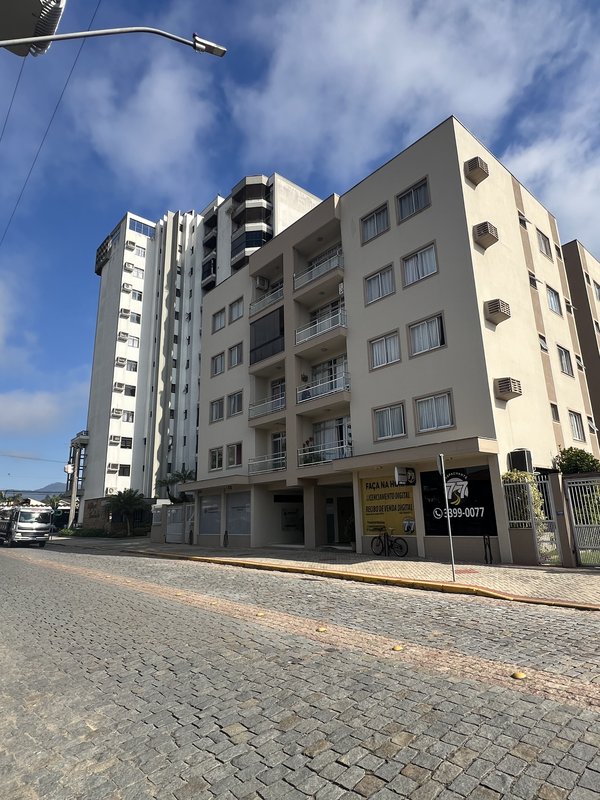 Apartamento Semi Mobiliado  Timbó - 