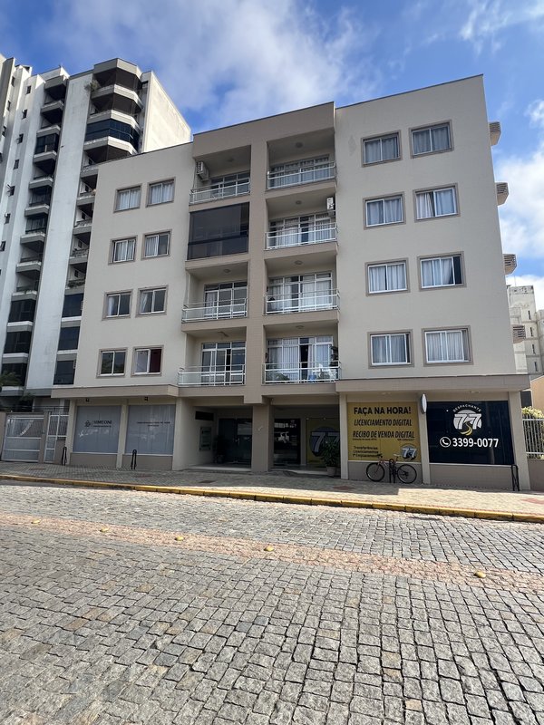 Apartamento Semi Mobiliado  Timbó - 