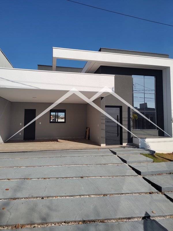 🏡 Casa térrea grande e moderna, Condomínio Costa das Areias, Salto-SP  Salto - 
