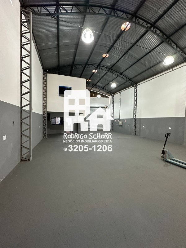 Excelente Galpão Comercial com mezanino – 300 m² – excelente localização - Vila Angélica  Tatuí - 
