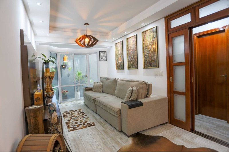 Apartamento Garden à venda, 69m - 2 Dorm. 1 Suite - R$ 380.000 - Ed. Topázio - Sorocaba SP Rua Major Rúbens Vaz Sorocaba - 