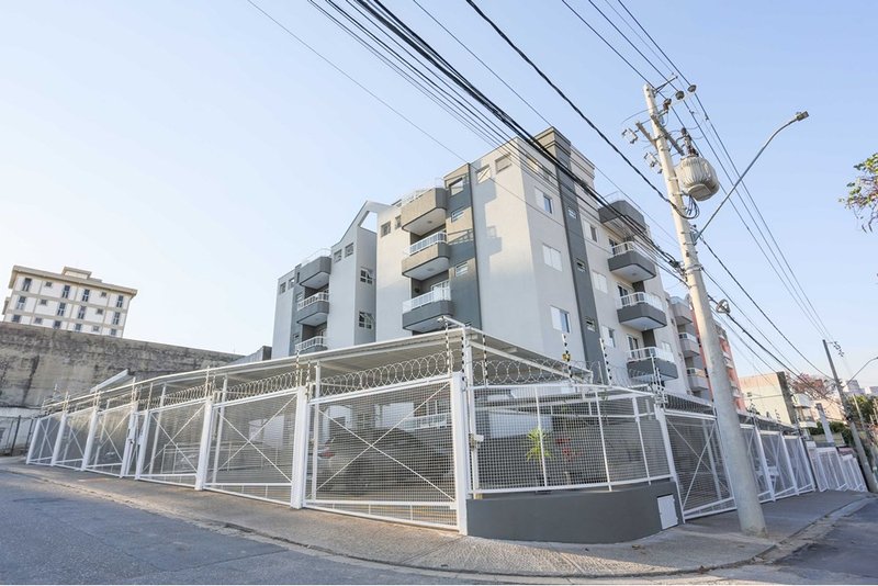 Apartamento Garden à venda, 69m - 2 Dorm. 1 Suite - R$ 380.000 - Ed. Topázio - Sorocaba SP Rua Major Rúbens Vaz Sorocaba - 