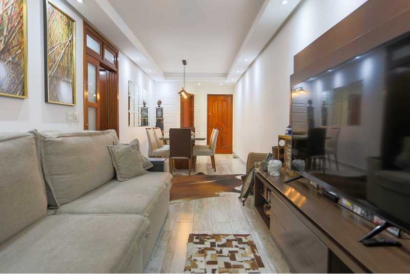 Apartamento Garden à venda, 69m - 2 Dorm. 1 Suite - R$ 380.000 - Ed. Topázio - Sorocaba SP Rua Major Rúbens Vaz Sorocaba - 