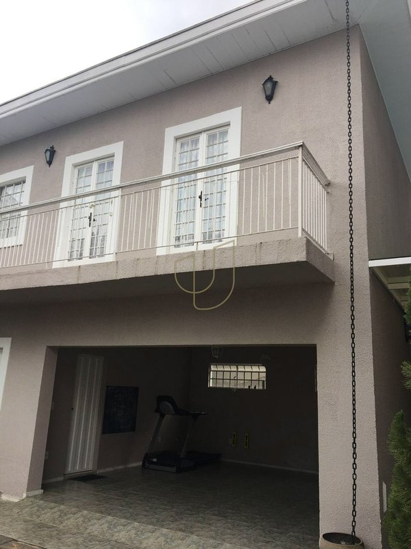 Casa com 4 Dormitórios no Bosque dos Eucaliptos  São José dos Campos - 