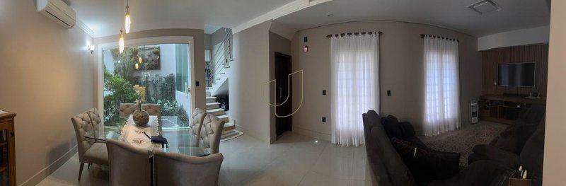 Casa com 4 Dormitórios no Bosque dos Eucaliptos  São José dos Campos - 