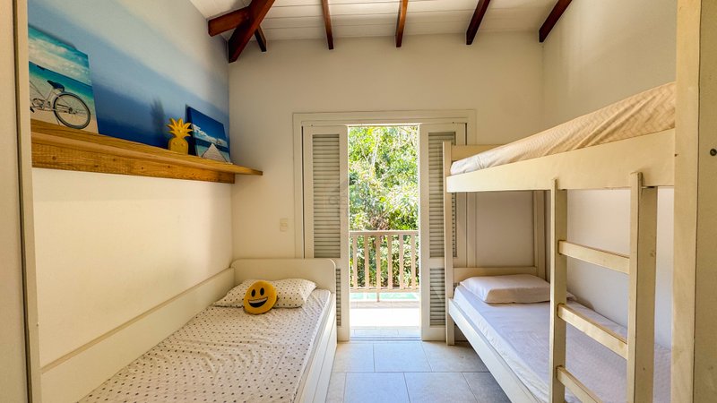 Casa em Condomínio na Praia de Juquehy - LOCAÇÃO ANUAL  São Sebastião - 