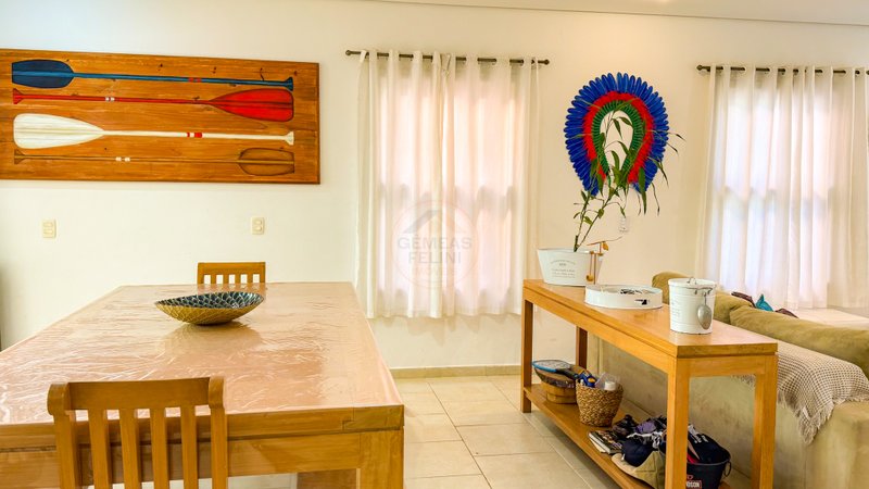 Casa em Condomínio na Praia de Juquehy - LOCAÇÃO ANUAL  São Sebastião - 