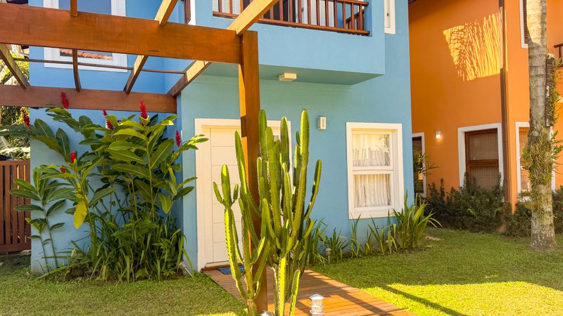 Casa em Condomínio na Praia de Juquehy - LOCAÇÃO ANUAL  São Sebastião - 