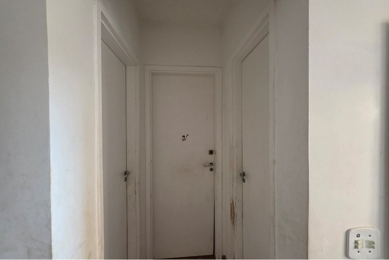 Apartamento à Venda, 57m - 2 Dorm. - R$ 260.000 - Cond. Villa de Espanha – Sorocaba – SP Rua Santa Maria Sorocaba - 
