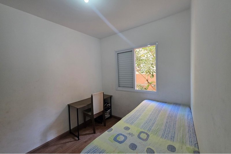 Apartamento à Venda, 57m - 2 Dorm. - R$ 260.000 - Cond. Villa de Espanha – Sorocaba – SP Rua Santa Maria Sorocaba - 