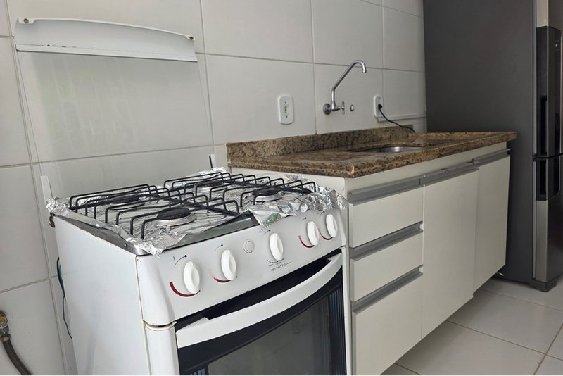 Apartamento à Venda, 57m - 2 Dorm. - R$ 260.000 - Cond. Villa de Espanha – Sorocaba – SP Rua Santa Maria Sorocaba - 