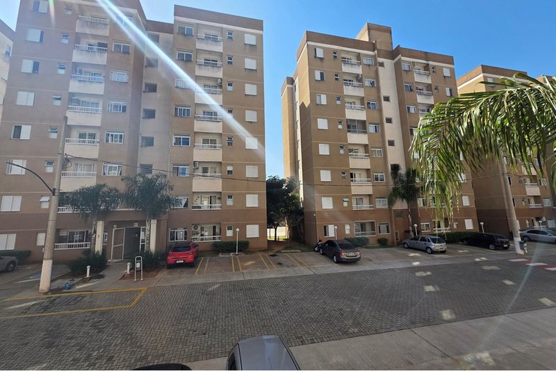 Apartamento à Venda, 57m - 2 Dorm. - R$ 260.000 - Cond. Villa de Espanha – Sorocaba – SP Rua Santa Maria Sorocaba - 