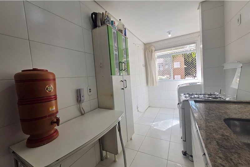 Apartamento à Venda, 57m - 2 Dorm. - R$ 260.000 - Cond. Villa de Espanha – Sorocaba – SP Rua Santa Maria Sorocaba - 
