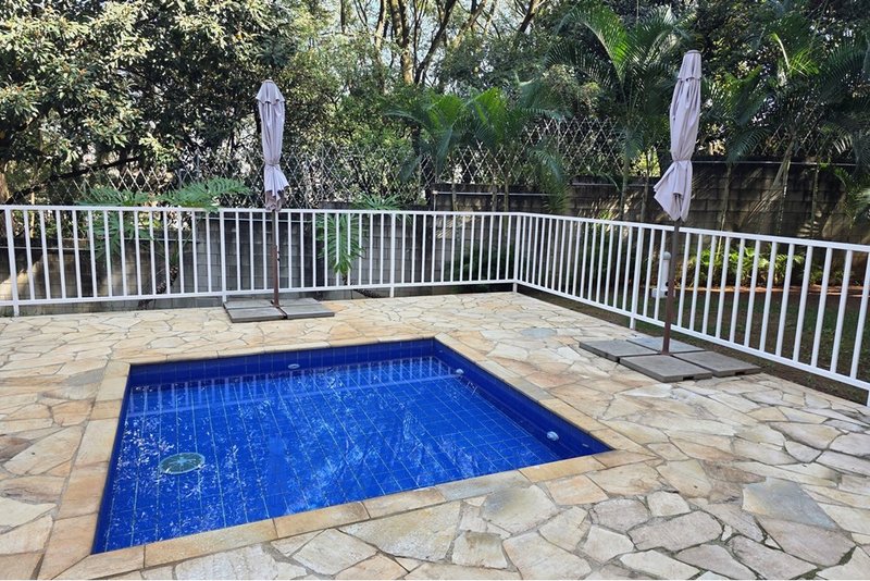 Apartamento à Venda, 57m - 2 Dorm. - R$ 260.000 - Cond. Villa de Espanha – Sorocaba – SP Rua Santa Maria Sorocaba - 