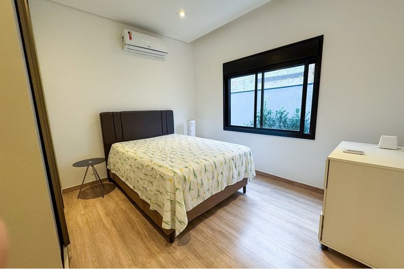 Casa à venda, 243m - 3 Suites - R$ - 2.650.000 - Alphaville Nova Esplanada - Votorantim-SP Alameda Londres Votorantim - 