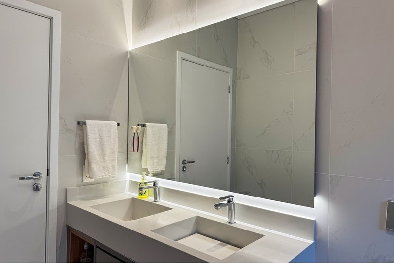 Casa à venda, 243m - 3 Suites - R$ - 2.650.000 - Alphaville Nova Esplanada - Votorantim-SP Alameda Londres Votorantim - 