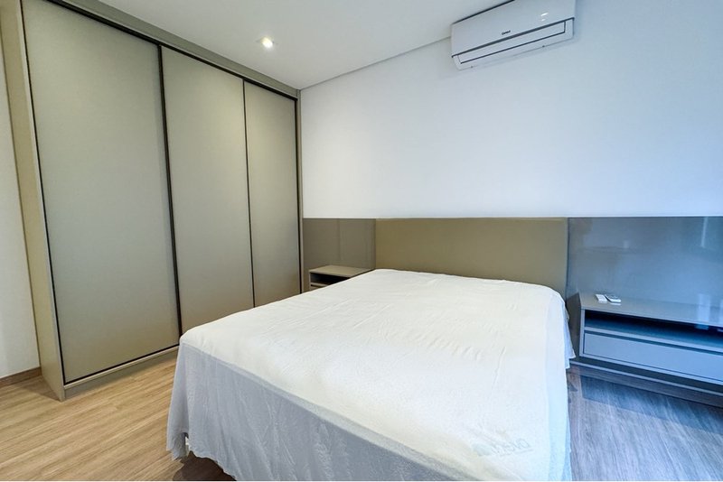 Casa à venda, 243m - 3 Suites - R$ - 2.650.000 - Alphaville Nova Esplanada - Votorantim-SP Alameda Londres Votorantim - 