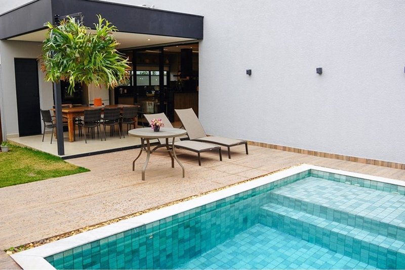 Casa à venda, 243m - 3 Suites - R$ - 2.650.000 - Alphaville Nova Esplanada - Votorantim-SP Alameda Londres Votorantim - 
