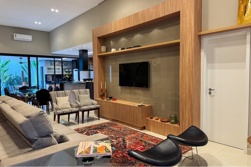 Casa à venda, 243m - 3 Suites - R$ - 2.650.000 - Alphaville Nova Esplanada - Votorantim-SP Alameda Londres Votorantim - 