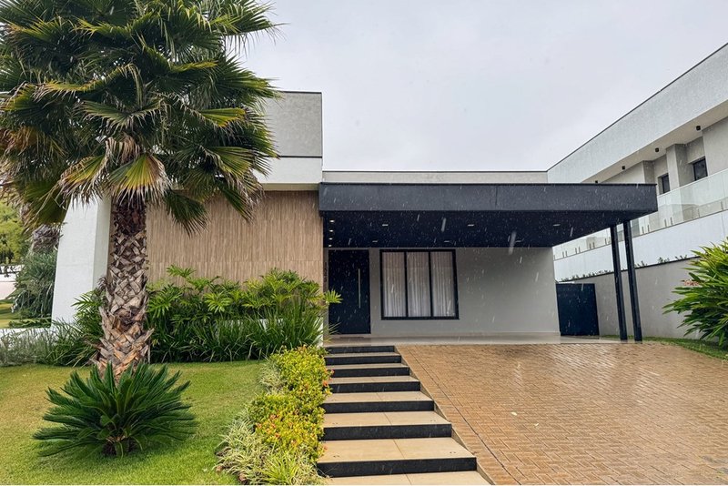 Casa à venda, 243m - 3 Suites - R$ - 2.650.000 - Alphaville Nova Esplanada - Votorantim-SP Alameda Londres Votorantim - 