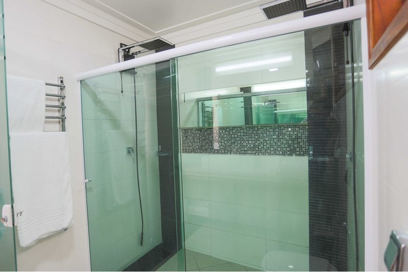 Apartamento á Venda, 94m - 2 Dorm. 1 Suite - R$ 480.000 - Sorocaba - SP Rua Rio Grande do Sul Sorocaba - 