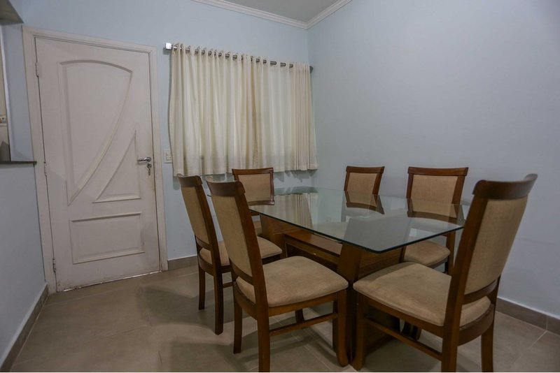 Casa à venda, 112m - 3 Dorm, 1 suíte - R$ 440.000 - Wanel Ville - Sorocaba - SP Rua Darcy Fruet Sorocaba - 