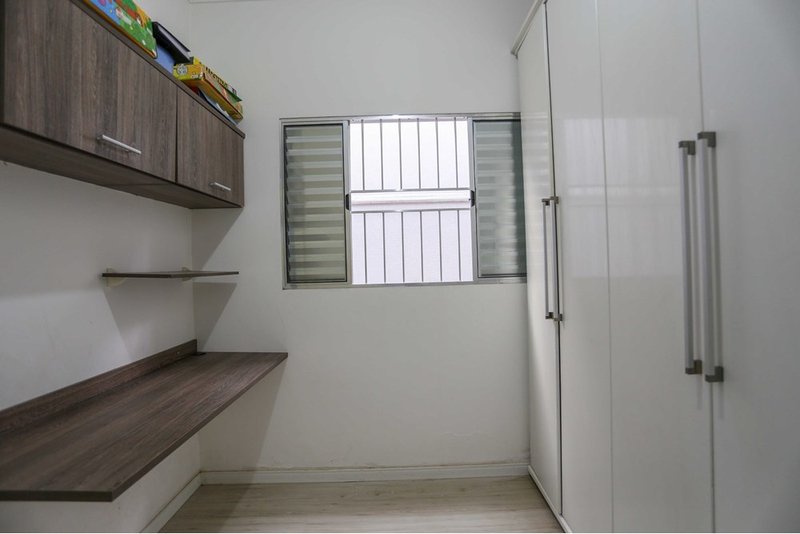 Casa à venda, 112m - 3 Dorm, 1 suíte - R$ 440.000 - Wanel Ville - Sorocaba - SP Rua Darcy Fruet Sorocaba - 