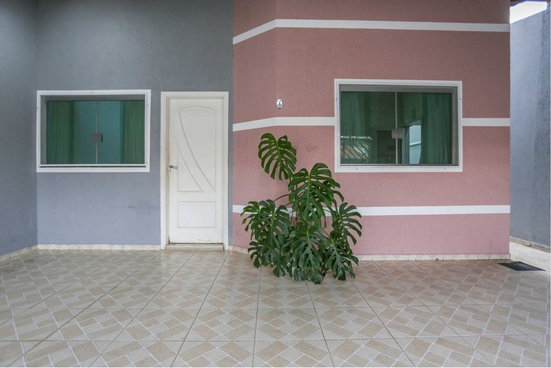 Casa à venda, 112m - 3 Dorm, 1 suíte - R$ 440.000 - Wanel Ville - Sorocaba - SP Rua Darcy Fruet Sorocaba - 