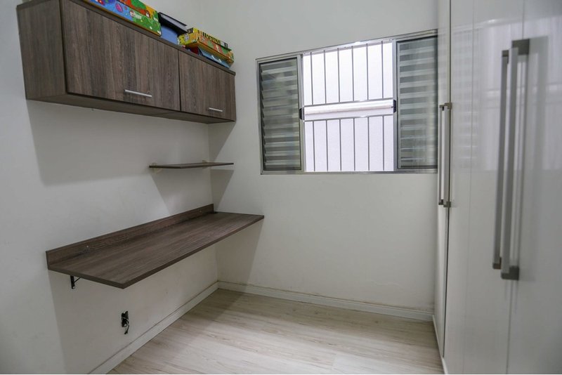 Casa à venda, 112m - 3 Dorm, 1 suíte - R$ 440.000 - Wanel Ville - Sorocaba - SP Rua Darcy Fruet Sorocaba - 
