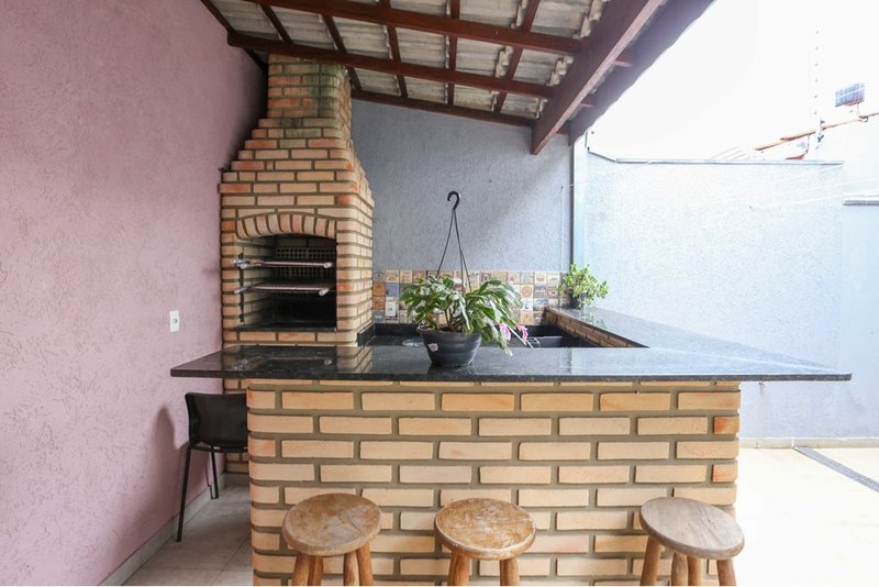 Casa à venda, 112m - 3 Dorm, 1 suíte - R$ 440.000 - Wanel Ville - Sorocaba - SP Rua Darcy Fruet Sorocaba - 