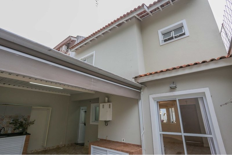 Casa à venda, 115m - 3 Dorm. 1 Suite - 580.000 - Condomínio Chácara Sonia - Sorocaba SP Rua Fernandes Camacho Sorocaba - 