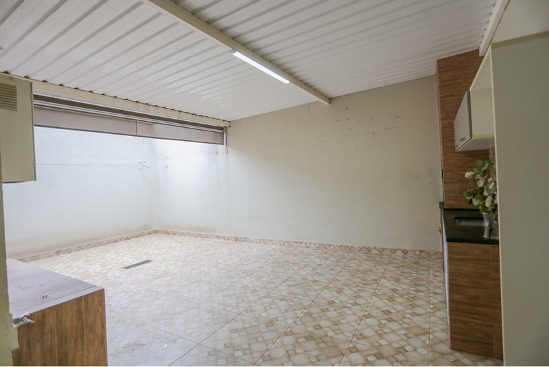 Casa à venda, 115m - 3 Dorm. 1 Suite - 580.000 - Condomínio Chácara Sonia - Sorocaba SP Rua Fernandes Camacho Sorocaba - 