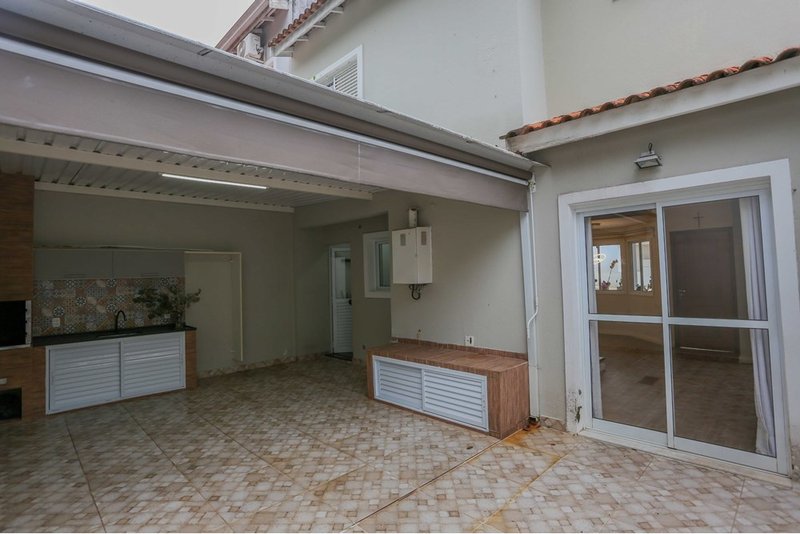 Casa à venda, 115m - 3 Dorm. 1 Suite - 580.000 - Condomínio Chácara Sonia - Sorocaba SP Rua Fernandes Camacho Sorocaba - 