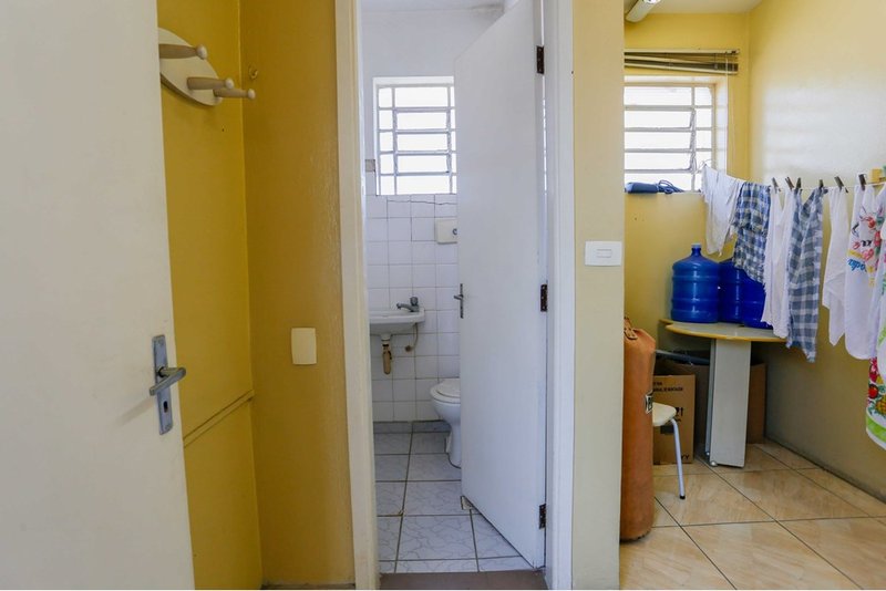 Casa Comercial à Venda, 255m, 4 Dormitórios, R$ 999.000 - Bairro Trujillo em Sorocaba - SP Avenida General Osório Sorocaba - 
