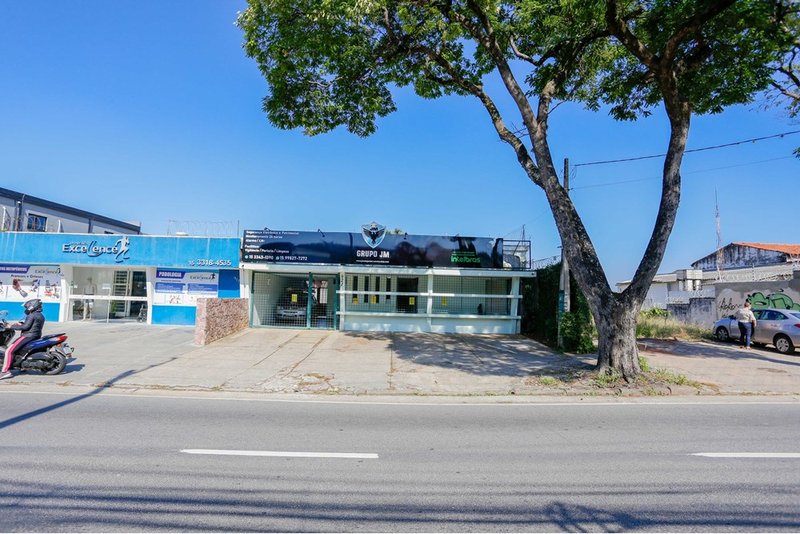 Casa Comercial à Venda, 255m, 4 Dormitórios, R$ 999.000 - Bairro Trujillo em Sorocaba - SP Avenida General Osório Sorocaba - 