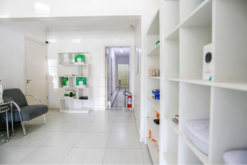 Casa Comercial à Venda, 255m, 4 Dormitórios, R$ 999.000 - Bairro Trujillo em Sorocaba - SP Avenida General Osório Sorocaba - 