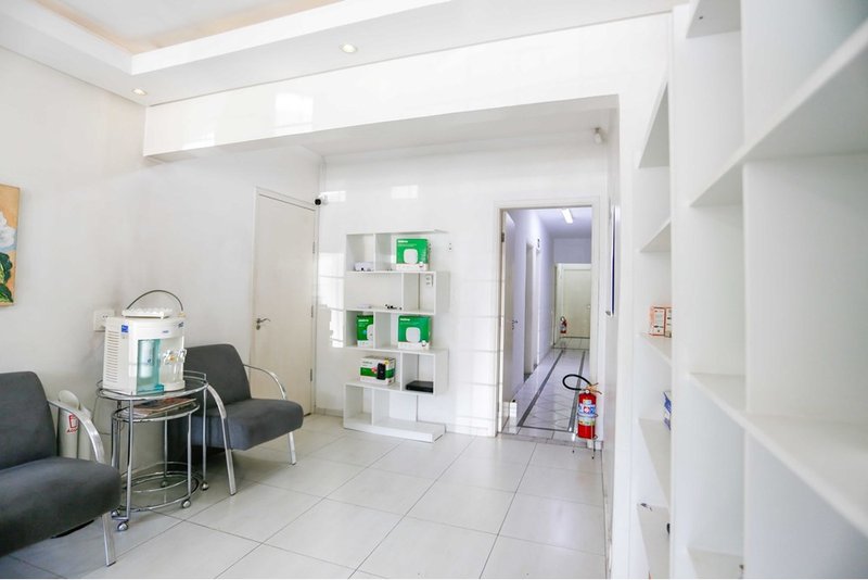 Casa Comercial à Venda, 255m, 4 Dormitórios, R$ 999.000 - Bairro Trujillo em Sorocaba - SP Avenida General Osório Sorocaba - 