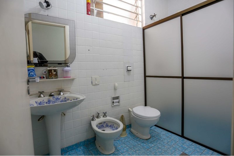 Casa Comercial à Venda, 255m, 4 Dormitórios, R$ 999.000 - Bairro Trujillo em Sorocaba - SP Avenida General Osório Sorocaba - 