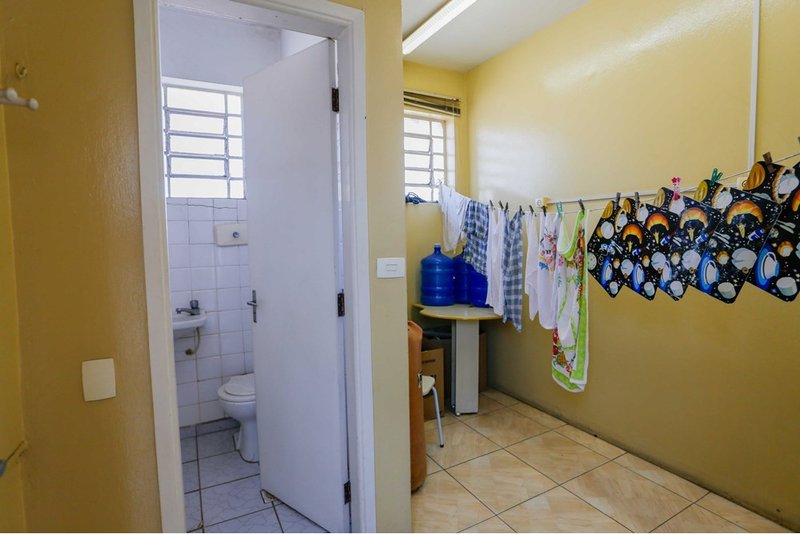 Casa Comercial à Venda, 255m, 4 Dormitórios, R$ 999.000 - Bairro Trujillo em Sorocaba - SP Avenida General Osório Sorocaba - 