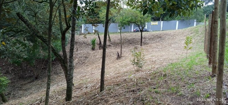 Terreno a venda 1260m2 com ótima localização  Santana de Parnaíba - 