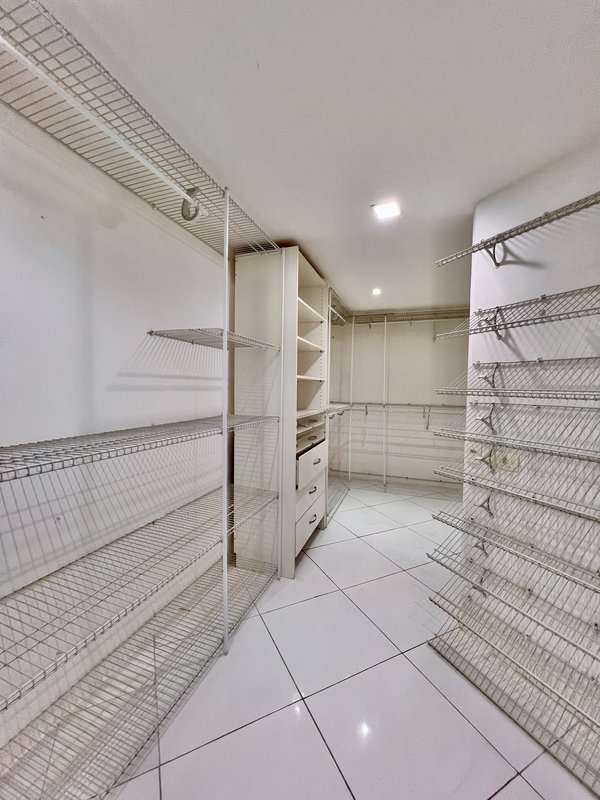 Cobertura duplex espetacular com 4 suítes na Barra da Tijuca  Rio de Janeiro - 