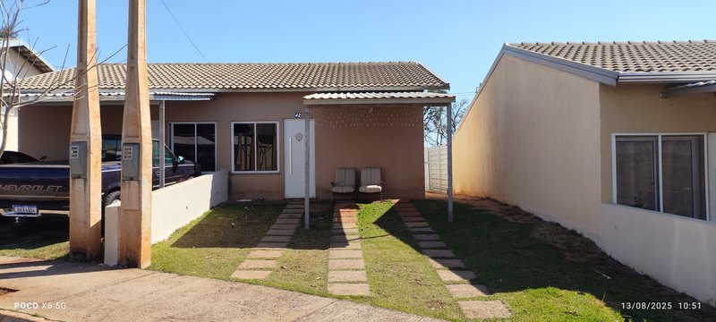 ALUGO-CASA DE 2 DORMITÓRIOS EM CONDOMÍNIO VILLAGE GOLDEN EM BOITUVA Estrada Municipal Roque Antunes Fragozo Boituva - 