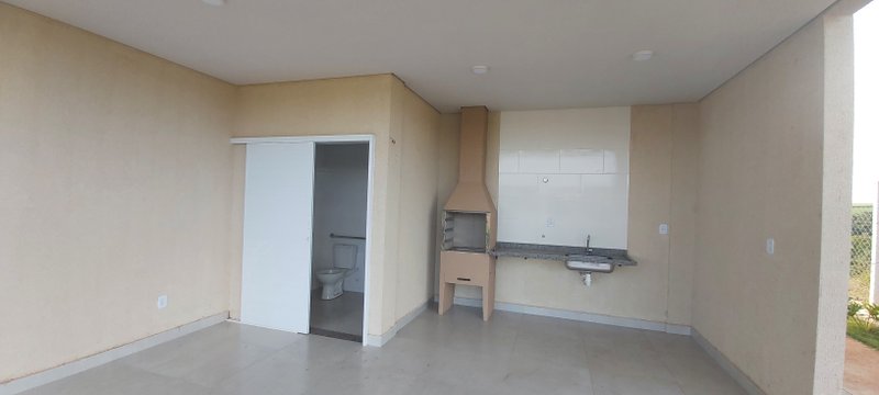 ALUGO-CASA DE 2 DORMITÓRIOS EM CONDOMÍNIO VILLAGE GOLDEN EM BOITUVA Estrada Municipal Roque Antunes Fragozo Boituva - 