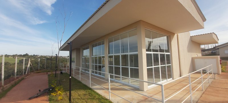 ALUGO-CASA DE 2 DORMITÓRIOS EM CONDOMÍNIO VILLAGE GOLDEN EM BOITUVA Estrada Municipal Roque Antunes Fragozo Boituva - 